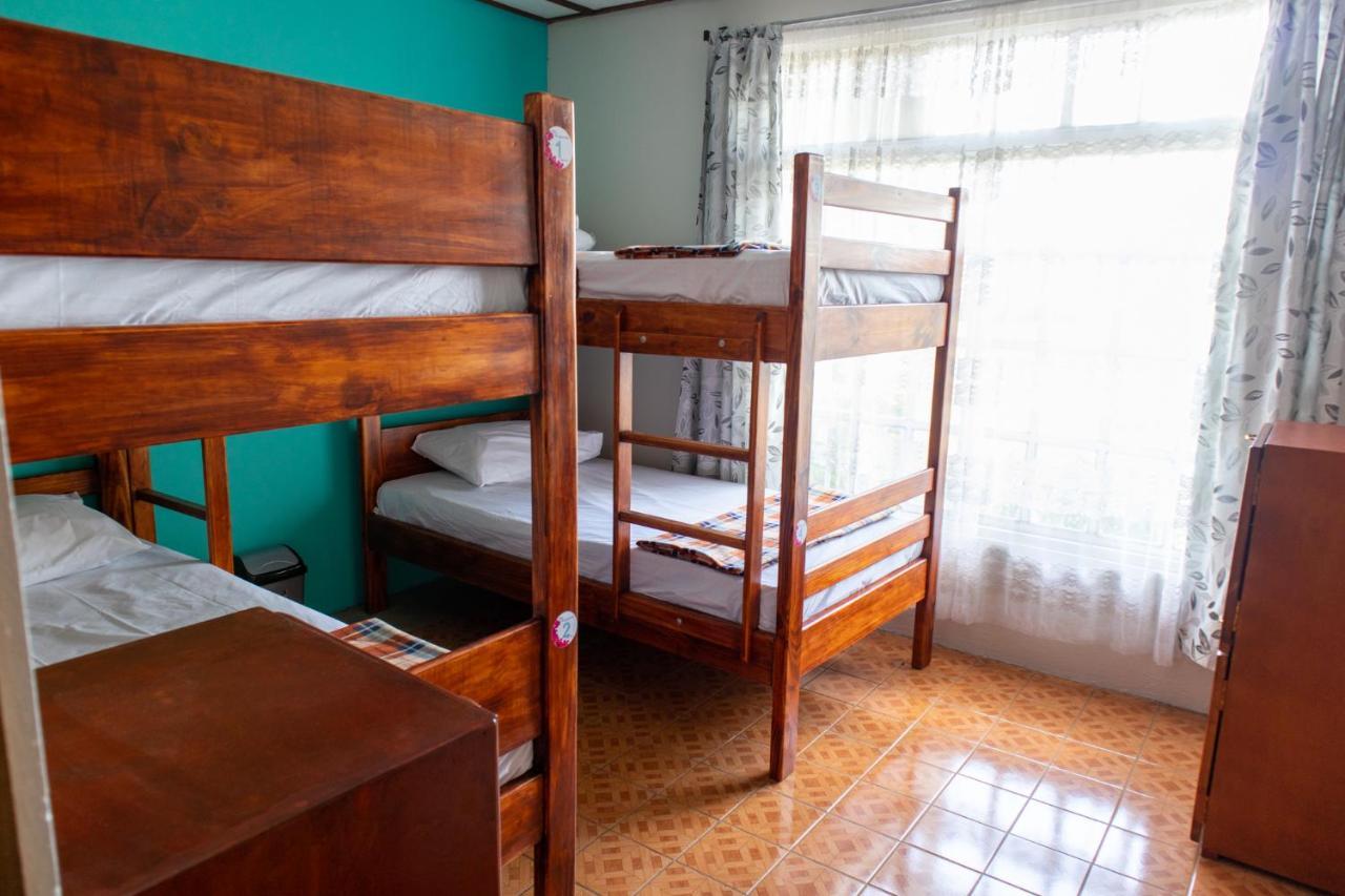 Hostel Bouganvilia Bed And Breakfast San Ramon  Exterior photo